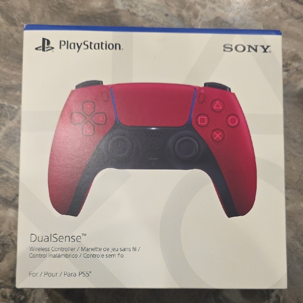 Sony DualSense Wireless Controller - Cosmic Red - Picture 3 of 4